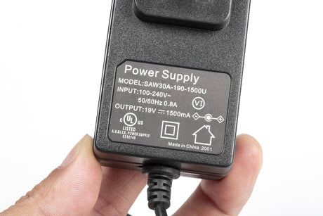 portable-power-adapter-for-weekender-power-station-rocksolar-ca